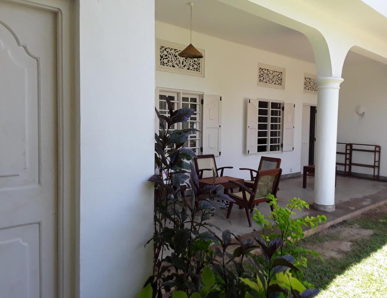 Palm Villa Mirissa Banduramulla Ngoại thất bức ảnh
