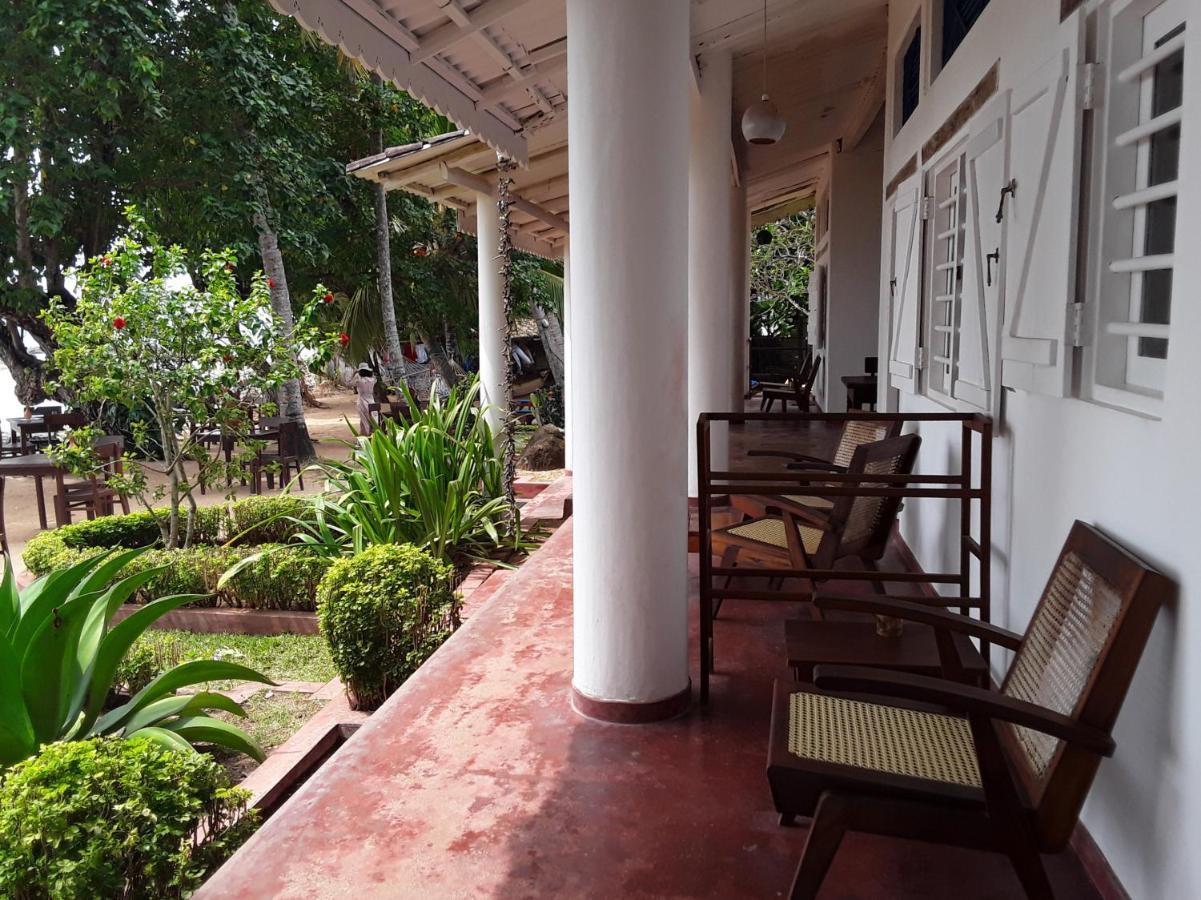 Palm Villa Mirissa Banduramulla Ngoại thất bức ảnh